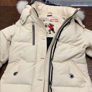 Moose knuckle coat women’s